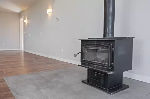 Living - 59870 Calgary Loop, Bend, OR 97702 photo 8 of 12