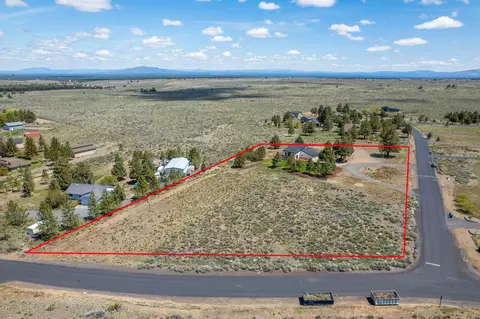 View/Area - 59870 Calgary Loop, Bend, OR 97702 photo 7 of 10