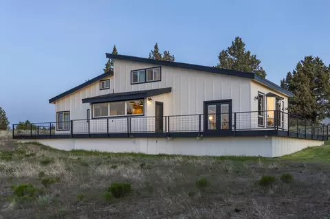 Exterior - 59870 Calgary Loop, Bend, OR 97702 photo 8 of 8