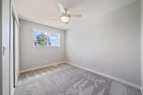 Bedroom - 59870 Calgary Loop, Bend, OR 97702 photo 4 of 10