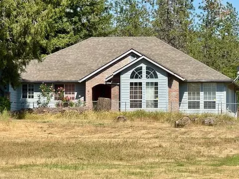 6051 New Hope Rd, Grants Pass, OR 97527