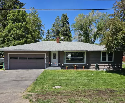 4539 Clinton Ave, Klamath Falls, OR 97603