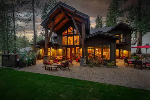 60730 Golf Village Loop, Bend, OR 97702