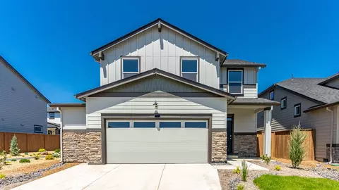 21633 SE Fuji Dr, Bend, OR 97702