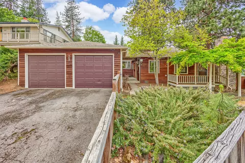 769 S Mountain Ave, Ashland, OR 97520