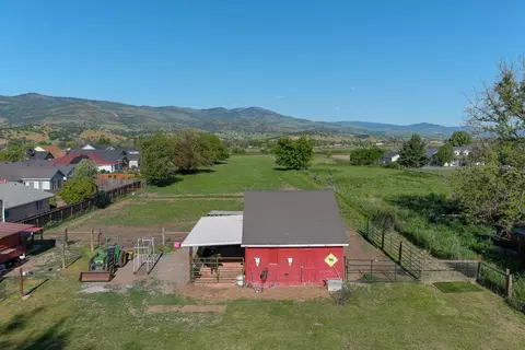 4189 Colver Rd, Phoenix, OR 97535 photo 36