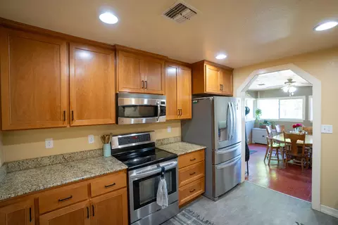 4189 Colver Rd, Phoenix, OR 97535 photo 12