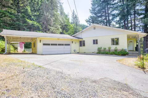 7681 Rogue River Hwy, Grants Pass, OR 97527