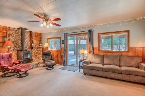 15357 Ponderosa Loop, La Pine, OR 97739 photo 2