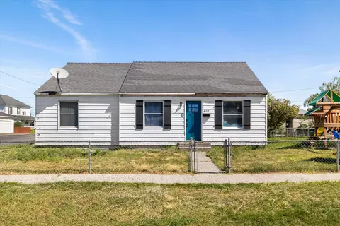 407 SE 2nd St, Prineville, OR 97754