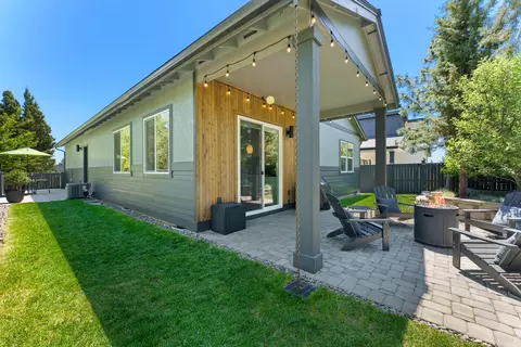 Exterior - 63397 NW Milestone Dr, Bend, OR 97703 photo 2 of 10