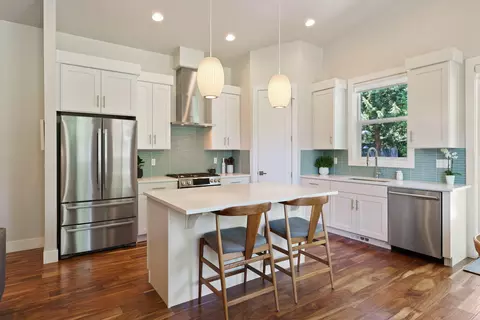 Kitchen - 63397 NW Milestone Dr, Bend, OR 97703 photo 1 of 4