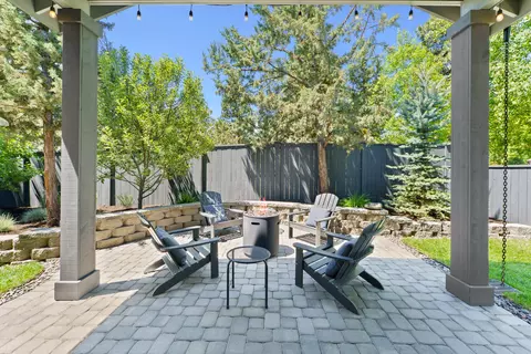 Exterior - 63397 NW Milestone Dr, Bend, OR 97703 photo 5 of 10