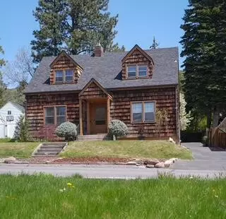 1527 Pacific Ter, Klamath Falls, OR 97601