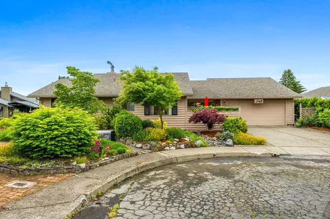 1945 Banyan Ct NW, Salem, OR 97304