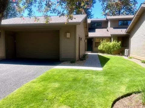 60523 Seventh Mountain Dr, Bend, OR 97702