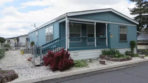 4200 Summers Ln #5, Klamath Falls, OR 97603