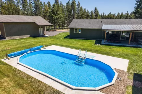 Exterior - 17322 Canvasback Dr, Bend, OR 97707 photo 15 of 23