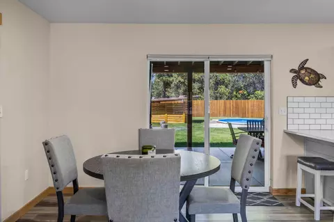 Dining - 17322 Canvasback Dr, Bend, OR 97707 photo 2 of 2