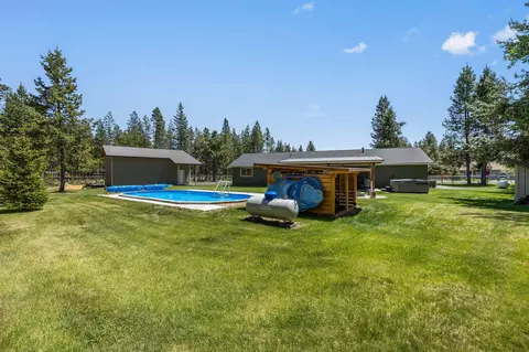 Exterior - 17322 Canvasback Dr, Bend, OR 97707 photo 18 of 23