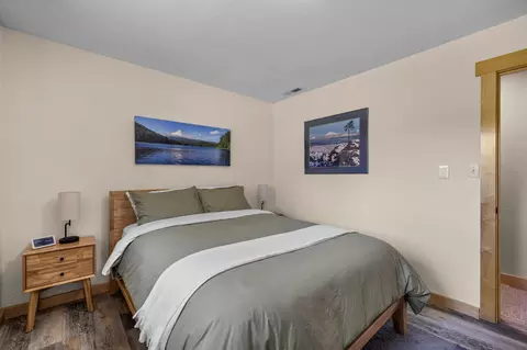 Bedroom - 17322 Canvasback Dr, Bend, OR 97707 photo 3 of 3
