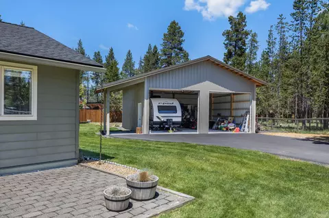 Exterior - 17322 Canvasback Dr, Bend, OR 97707 photo 21 of 23