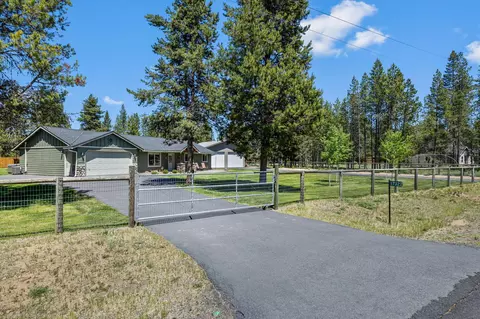 Exterior - 17322 Canvasback Dr, Bend, OR 97707 photo 10 of 23