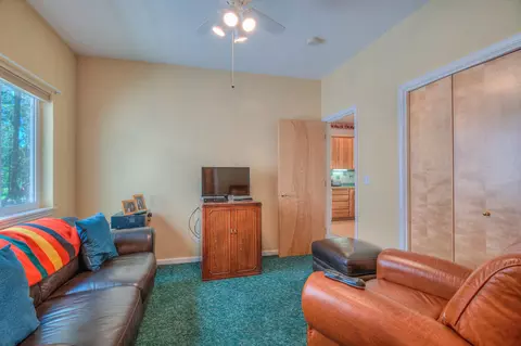 55625 Wagon Master Way, Bend, OR 97707 photo 10