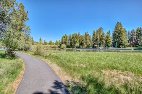 55625 Wagon Master Way, Bend, OR 97707 photo 27