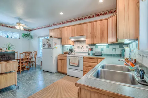 55625 Wagon Master Way, Bend, OR 97707 photo 7