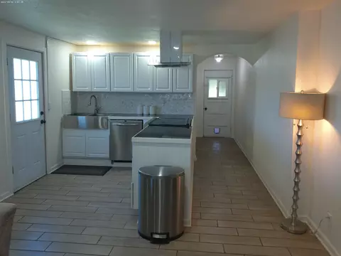 Kitchen - 312 S Wasco Ave, Chiloquin, OR 97624 photo 1 of 2