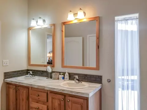 1879 Iron Wheel Ct, La Pine, OR 97739 photo 18