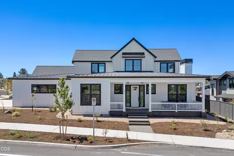 371 NW Crosby Dr #LOT 233, Bend, OR 97703