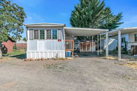 11427 Blackwell Rd #25, Central Point, OR 97502