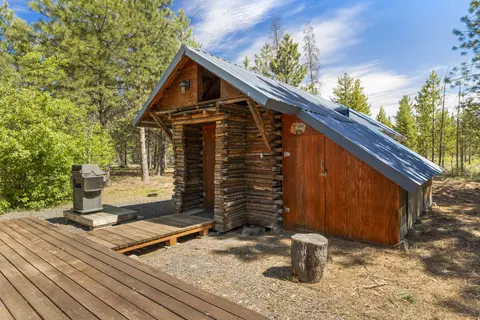 17037 Whittier Dr, Bend, OR 97707 photo 27