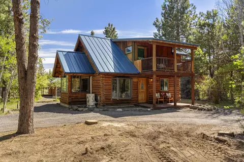 17037 Whittier Dr, Bend, OR 97707 photo 3