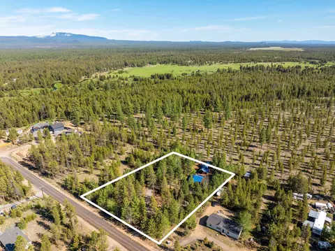 17037 Whittier Dr, Bend, OR 97707 photo 38