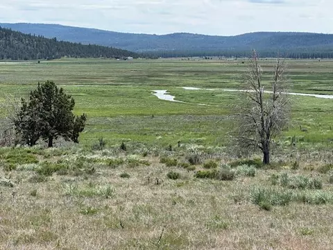Drews Road, Sprague River, OR 97639