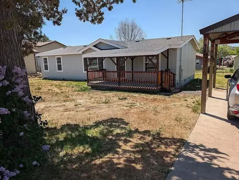 3210 Diamond St, Klamath Falls, OR 97601