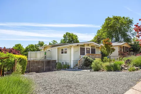 508 Ann St, Ashland, OR 97520