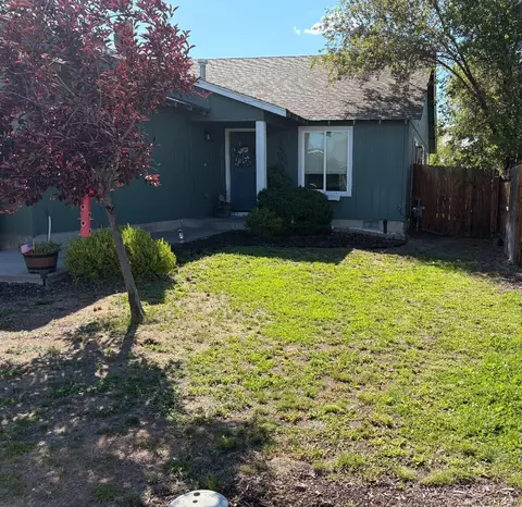 968 SE Kierra Pl, Madras, OR 97741