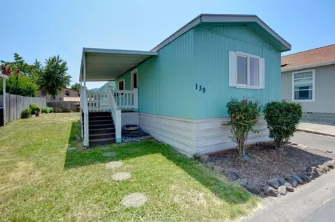 3555 S Pacific Hwy #SPC 139, Medford, OR 97501