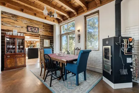 Dining - 65580 Sisemore Rd, Bend, OR 97703 photo 3 of 3