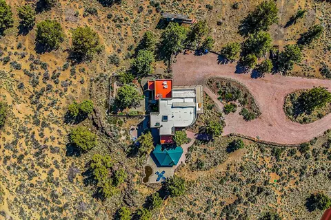 View/Area - 65580 Sisemore Rd, Bend, OR 97703 photo 1 of 5