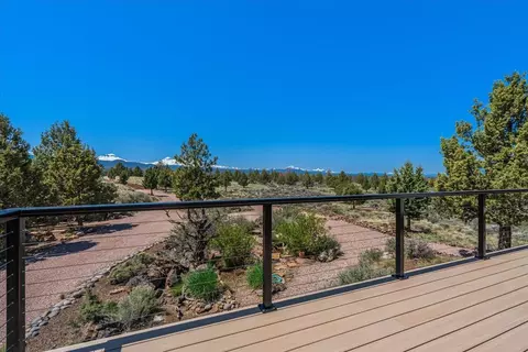 Exterior - 65580 Sisemore Rd, Bend, OR 97703 photo 9 of 21