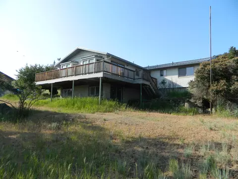 9542 Hill Rd, Klamath Falls, OR 97603