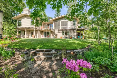 6268 Little Applegate Rd, Jacksonville, OR 97530