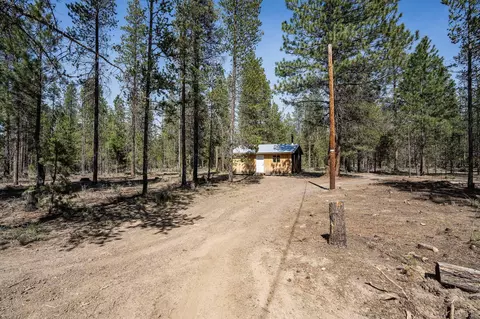 52050 Dustan Rd, La Pine, OR 97739 photo 2