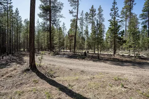 52050 Dustan Rd, La Pine, OR 97739 photo 11