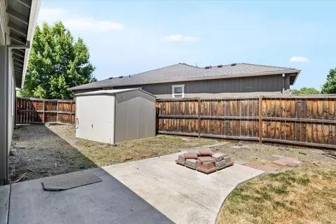 414 Westminster Dr, Eagle Point, OR 97524 photo 24